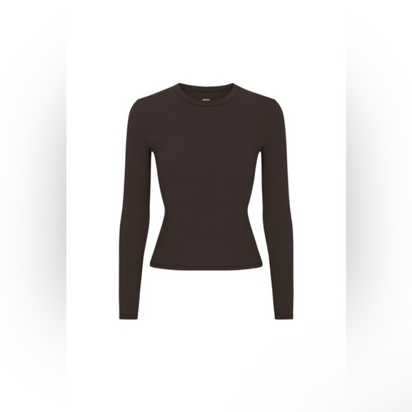 SKIMS Fits Everybody Long Sleeve T shirt espresso expresso brown - Picture 4 of 6